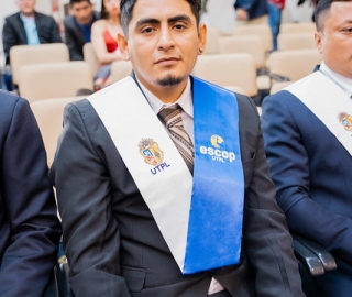 Décimo Quinta Promoción de Graduados ESCOP UTPL Décimo Quinta Promoción de Graduados ESCOP UTPL