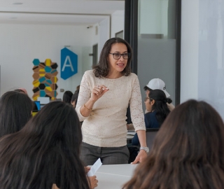 Aldea Global: Using AI to Improve Narration “Historias Míticas y Reales de la ciudad de Loja” Aldea Global: Using AI to Improve Narration “Historias Míticas y Reales de la ciudad de Loja”