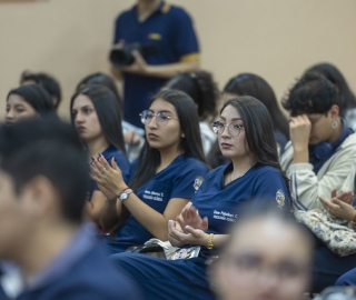 “Programa Lúdico-Terapéutico Basado en Títeres”