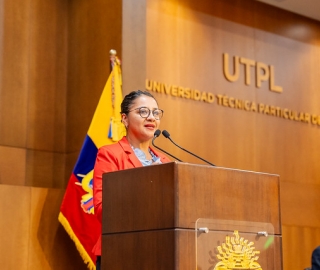 Décimo Quinta Promoción de Graduados ESCOP UTPL Décimo Quinta Promoción de Graduados ESCOP UTPL