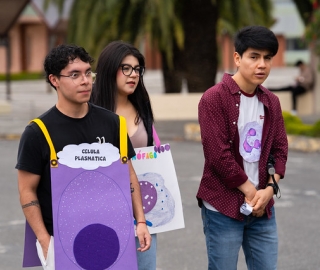 Desfile de Promociones y Ginkana – 25 Años de Medicina UTPL Desfile de Promociones y Ginkana – 25 Años de Medicina UTPL