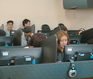 Aprendizaje colaborativo con apoyo de la IA para potenciar la enseñanza de contenidos en Inglés