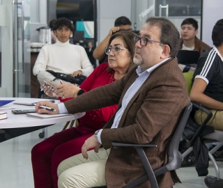 Expo Semestre Ascendere | Reto: desarrollo de portal web, Cámara de Comercio de Loja.