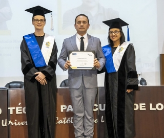 Homenaje a mejores estudiantes UTPL 2025 Homenaje a mejores estudiantes UTPL 2025