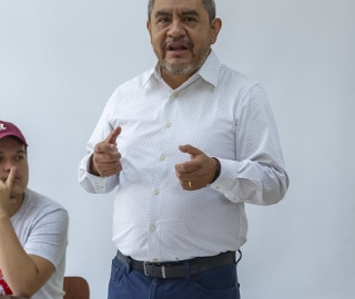 Aldea Global: La internacionalización de la práctica artística dictado por el docente Óscar Verde, de la Universidad Autónoma de México