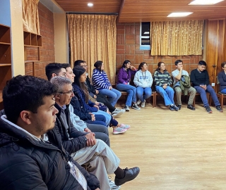 Retiro Espiritual Motus Christi para Jóvenes Retiro Espiritual Motus Christi para Jóvenes