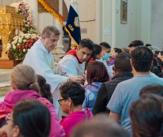 Romería al Santuario de la Virgen de El Cisne Romería al Santuario de la Virgen de El Cisne