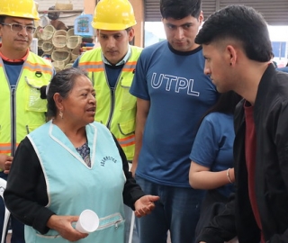 Evaluación de Riesgos Psicosociales en trabajadores informales Evaluación de Riesgos Psicosociales en trabajadores informales
