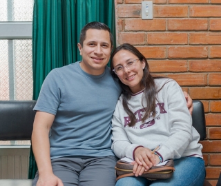 Renovando el amor: encuentro de parejas y matrimonios Renovando el amor: encuentro de parejas y matrimonios