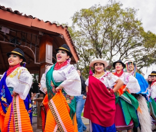 Homenaje a los Yachaks en la Chakana. Inti Raymi de las universidades y diversidades 2025 Homenaje a los Yachaks en la Chakana. Inti Raymi de las universidades y diversidades 2025