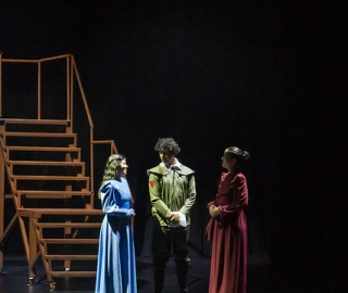 La Compañía de Teatro UTPL conmemoró sus 20 años de trayectoria artística con el estreno de la obra Otelo La Compañía de Teatro UTPL conmemoró sus 20 años de trayectoria artística con el estreno de la obra Otelo