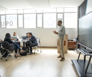 Curso de formación docente "Diseño y aplicación del Aprendizaje Basado en Proyectos en la docencia universitaria" Curso de formación docente "Diseño y aplicación del Aprendizaje Basado en Proyectos en la docencia universitaria"