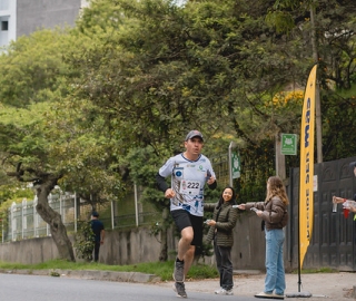 Carrera 5K Pasos Solidarios 2025