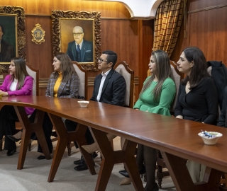 Posesión de nuevas autoridades académicas