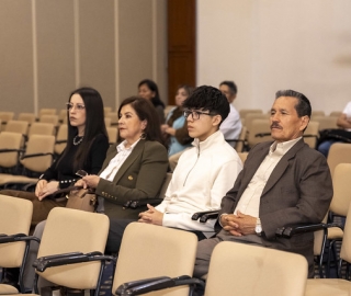 Posesión de nuevas autoridades académicas y ejecutivas