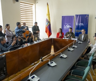 Firma de Convenio Específico de Cooperación Interinstitucional para adjudicación de becas y aplicación de descuentos entre el Gobierno Provincial de Loja y la Universidad Técnica Particular de Loja.