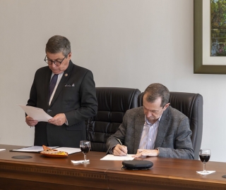 Posesión de nuevas autoridades académicas