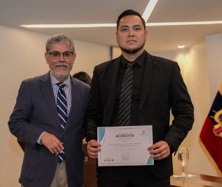 Entrega de Acreditaciones Internacionales Entrega de Acreditaciones Internacionales