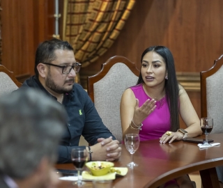 Visita protocolaria de asambleístas nacionales a la UTPL