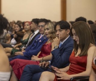 Ceremonia de imposición de mandiles a los estudiantes de 7mo ciclo de la carrera de Psicología Clínica