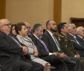 Sesión Solemne - 48 Aniversario UTPL Sesión Solemne - 48 Aniversario UTPL