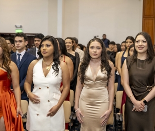 Imposición de mandiles a internos rotativos de la carrera de Nutrición y Dietética – Cohorte mayo 2025 / abril 2026