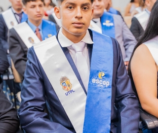 Décimo Quinta Promoción de Graduados ESCOP UTPL Décimo Quinta Promoción de Graduados ESCOP UTPL