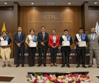 Décimo Quinta Promoción de Graduados ESCOP UTPL Décimo Quinta Promoción de Graduados ESCOP UTPL