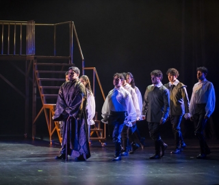 La Compañía de Teatro UTPL conmemoró sus 20 años de trayectoria artística con el estreno de la obra Otelo