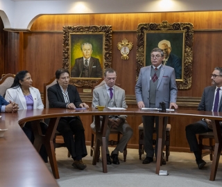 Posesión de nuevas autoridades académicas