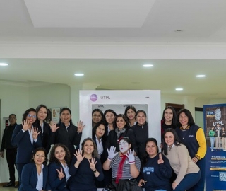 54 años UTPL