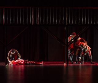 La Compañía de Teatro UTPL conmemoró sus 20 años de trayectoria artística con el estreno de la obra Otelo