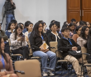 Simposio de Obesidad: Retos y Perspectivas en la Atención Integral Simposio de Obesidad: Retos y Perspectivas en la Atención Integral