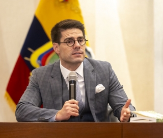 Presentación de obras jurídicas de Felipe Rodríguez Moreno en la UTPL