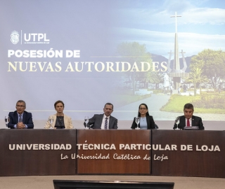 Posesión de nuevas autoridades académicas y ejecutivas