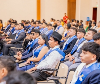Décimo Quinta Promoción de Graduados ESCOP UTPL Décimo Quinta Promoción de Graduados ESCOP UTPL
