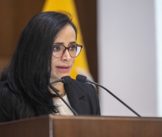 Imposición de mandiles a estudiantes de Fisioterapia