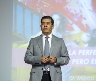 Charla magistral: Familia, la perfección no existe, pero el amor sí