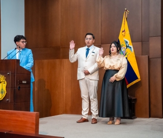 Posesión de la nueva directiva de FEUTPL 2026