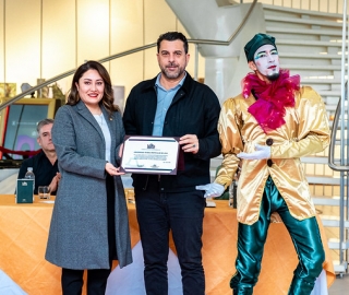 La Prefectura de Loja presenta el lanzamiento oficial de la Ruta del Café y entregó un reconocimiento a la UTPL La Prefectura de Loja presenta el lanzamiento oficial de la Ruta del Café y entregó un reconocimiento a la UTPL