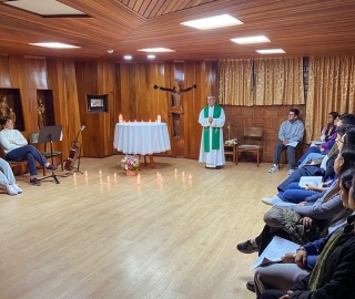 Retiro Espiritual Motus Christi para Jóvenes Retiro Espiritual Motus Christi para Jóvenes