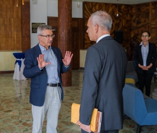 Encuentro Internacional en la UTPL: Visita de la Embajadora María Antonia Velasco y el Embajador Tzach Sarid