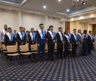 Décimo Quinta Promoción de Graduados ESCOP UTPL Décimo Quinta Promoción de Graduados ESCOP UTPL