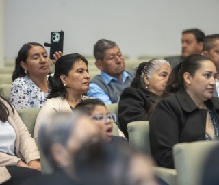 Estudiantes de Fisioterapia reciben sus mandiles