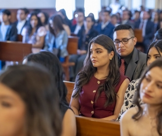 Imposición de mandiles | Carrera de Bioquímica y Farmacia