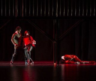 La Compañía de Teatro UTPL conmemoró sus 20 años de trayectoria artística con el estreno de la obra Otelo