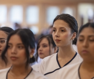 Imposición de Indumentaria a los estudiantes de Enfermería