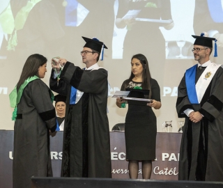 Acto Solemne de Inauguración del Año Académico 2019 - 2020 e Incorporación de nuevos doctores al Claustro UTPL Acto Solemne de Inauguración del Año Académico 2019 - 2020 e Incorporación de nuevos doctores al Claustro UTPL