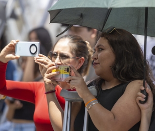 La UTPL participa en el Festival Internacional de Artes Vivas Loja con sus talentosos grupos de arte en la Plaza de la Cultura