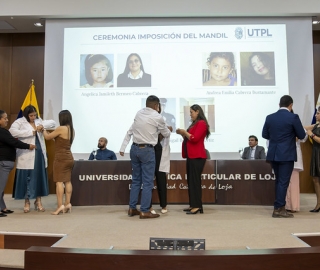 Ceremonia de imposición de mandiles a los estudiantes de 7mo ciclo de la carrera de Psicología Clínica